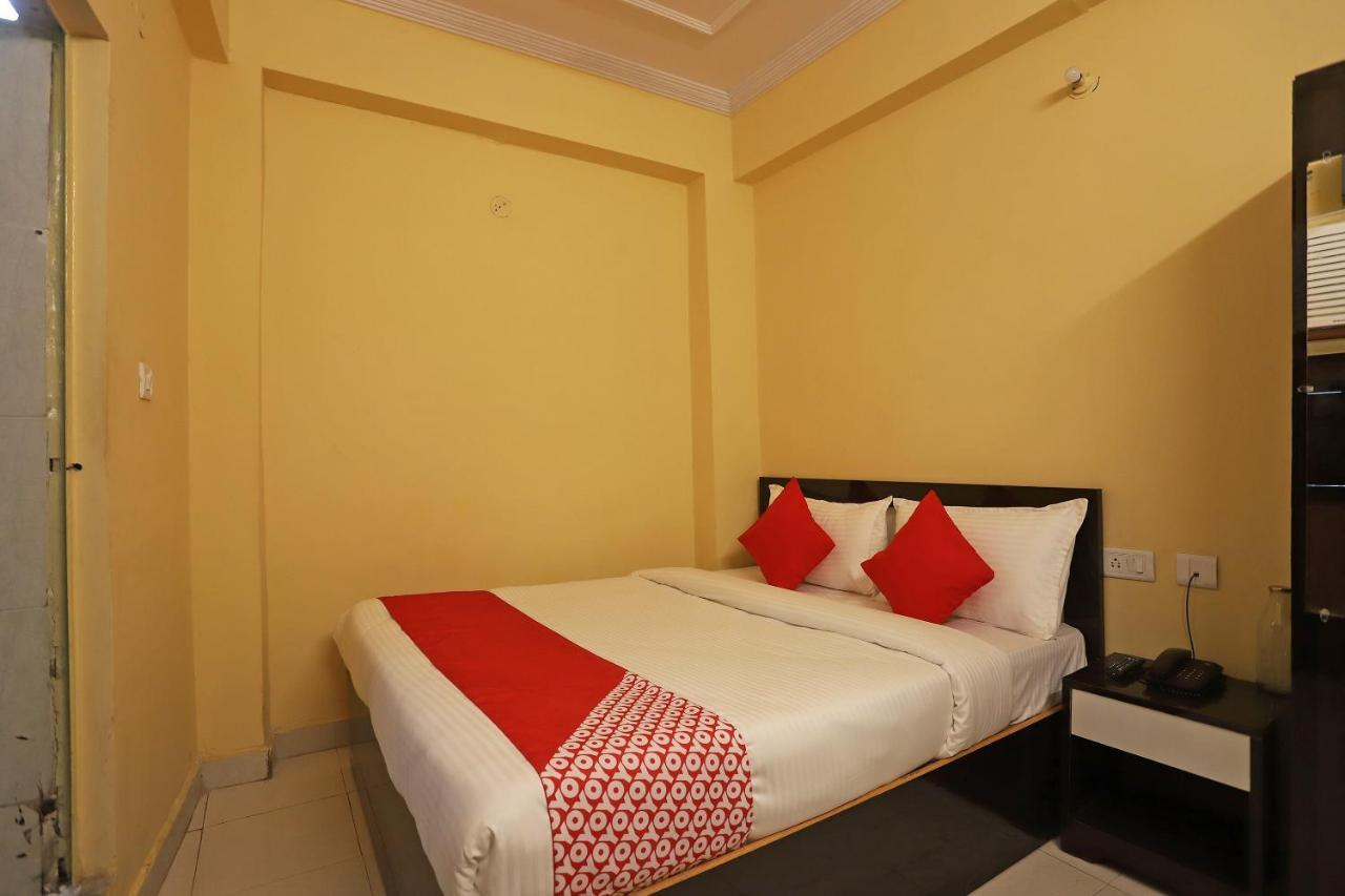 Oyo Flagship 76697 Hotel Park Awadh ラクナウ エクステリア 写真