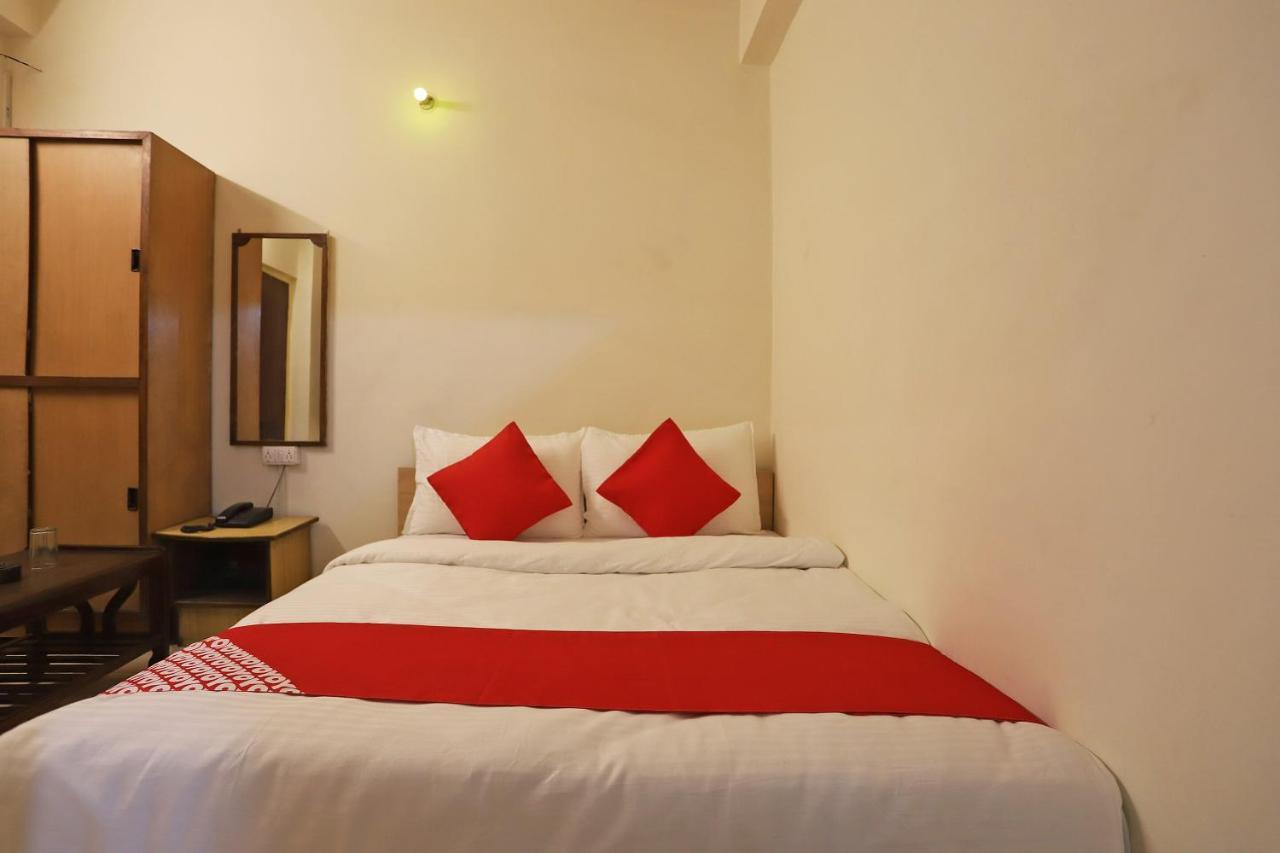 Oyo Flagship 76697 Hotel Park Awadh ラクナウ エクステリア 写真