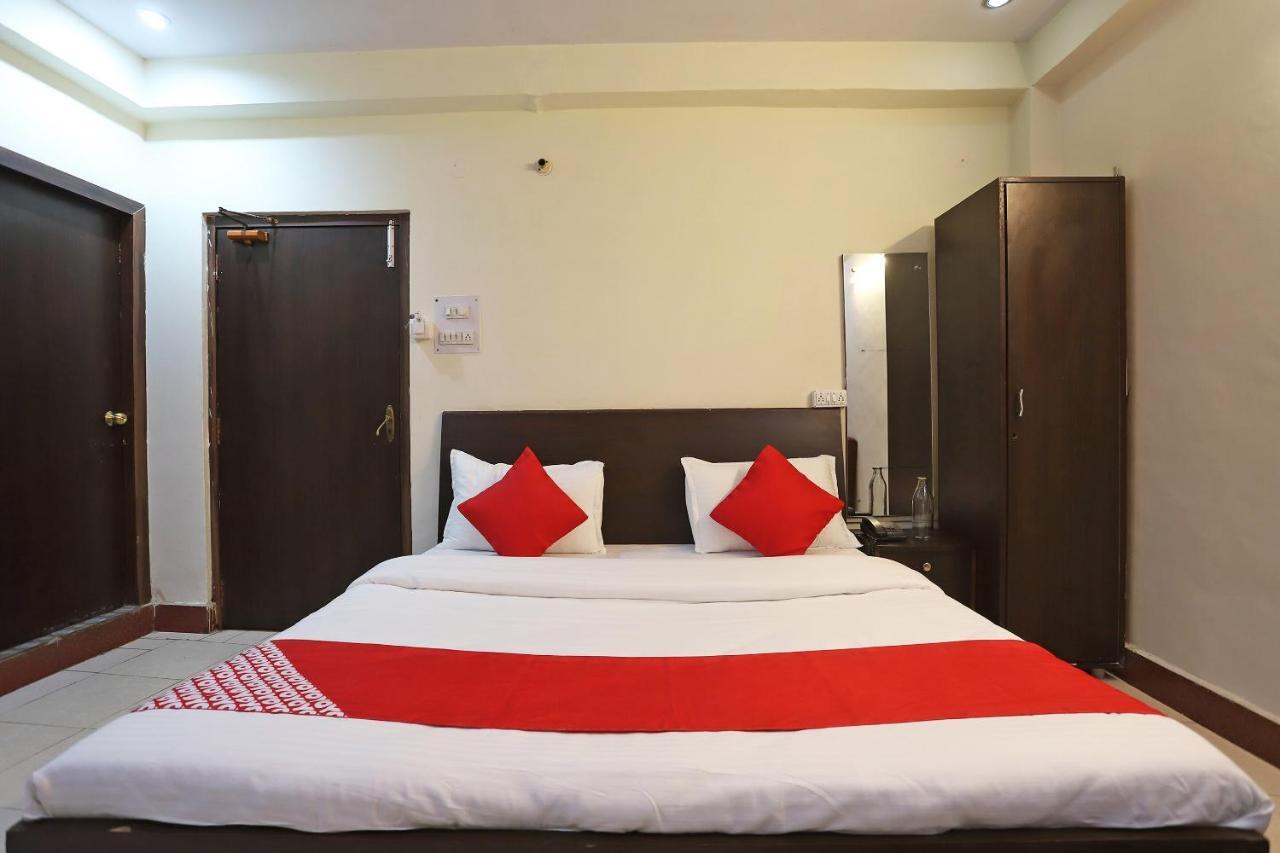 Oyo Flagship 76697 Hotel Park Awadh ラクナウ エクステリア 写真